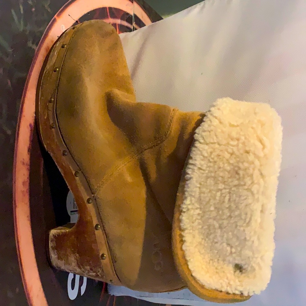 UGG Lynnea Suede Boot 8 clogs boots wooden suede